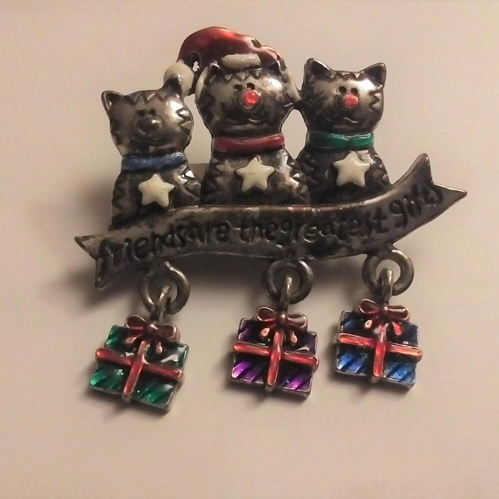 Holiday pin